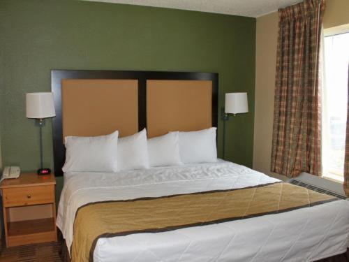 Extended Stay America Suites - Fremont - Fremont Blvd South Warm Springs District Room photo